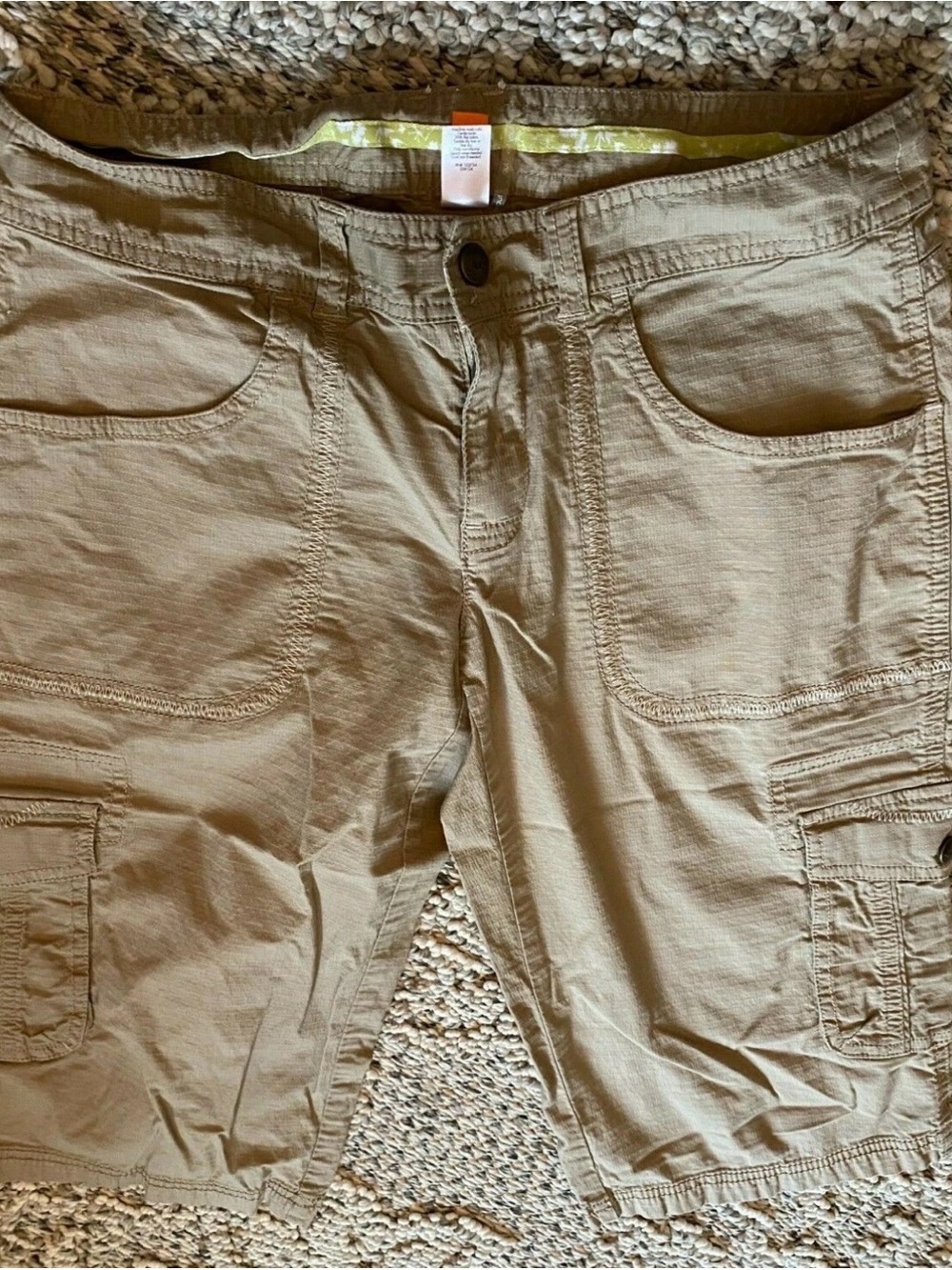 Lucy Women’s cargo hiking capri shorts Pants in Khaki Size 4-004